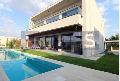 Casă individuală cu 7 camere în Corbeanca