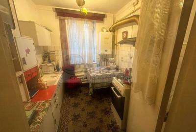 Apartament cu 2 camere nedecomandat în Tudor Vladimirescu