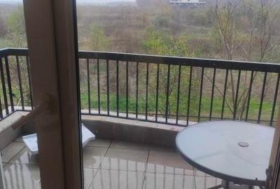 Apartament cu 2 camere semidecomandat, mobilat în Băneasa