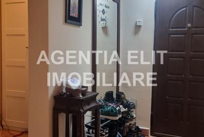 Apartament 3 camere, zona Scolii nr. 13 - 9