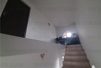 Casa spatioasa cu 8 camere si teren de 801 mp - ideala pentru 2 familii - 21