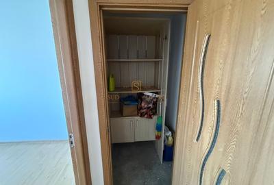 Apartament 3 camere semidecomandat, 2 balcoane, Bld Alexandru Obregia - 11