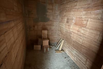 Unitate duplex de vanzare 200mp si teren 350m in Apahida Str.Tudor Vladimirescu - 19