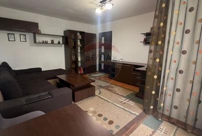 2 camere decomandat, bilateral,etaj 1, centrala, 2 balcoane, Rovine - 1