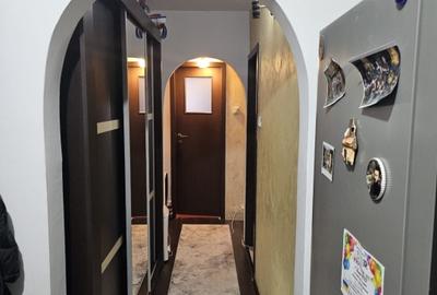 3 camere decomandat bloc 1986 zona Cug - 4