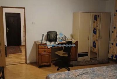 Apartament cu 2 camere, mobilat în Cetate