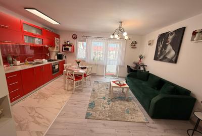 Apartament cu 2 camere semidecomandat, mobilat în Florești