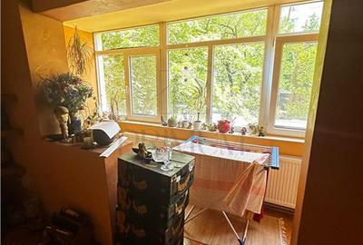 CIRCUMVALATIUNII - ETAJ 1 - BLOC IZOLAT - 4 CAMERE - 2 BAI - DEBARA - CENTRALA - - 11