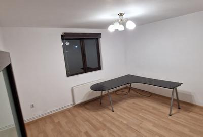 Aviatorilor Inchiriez spatiu mobilat birouri  4 cam secretariat hol  Ac centrala - 6