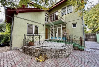 Casă individuală cu 5 camere în Simion Bărnuțiu