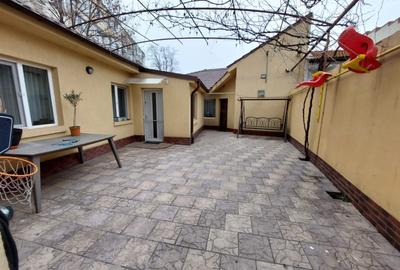 CASA 6 CAMERE  |  ZONA DACIA  |  SCOALA SPORTIVA Nr. 1 - 12