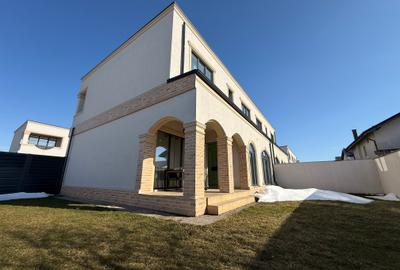 Enjoy Residence Green Villas