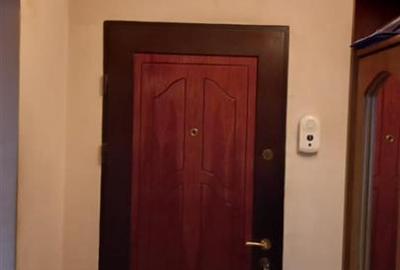 Apartament 2 camere semidecomandate,zona Cora - 11