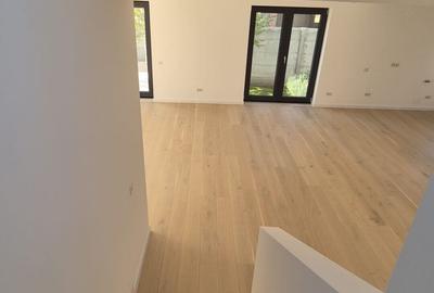 Vila de vanzare in Tunari - 10
