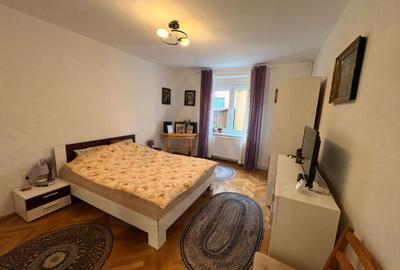 Apartament decomandat 70 mp utili 2 bai pivnita si curte 58 mp Central - 8