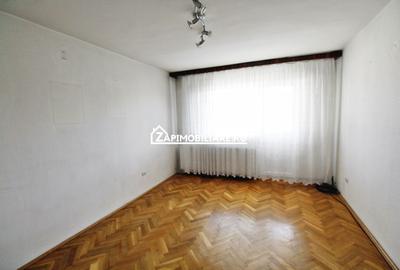 Dambu Pietros - Zona Ansamblul Muresul - 4 camere - 2 balcoane - 3
