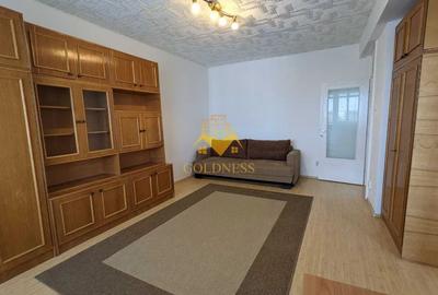 1 camera, Parcul Rozelor, Supeco, Plopilor, Carrefour, OMV - 1