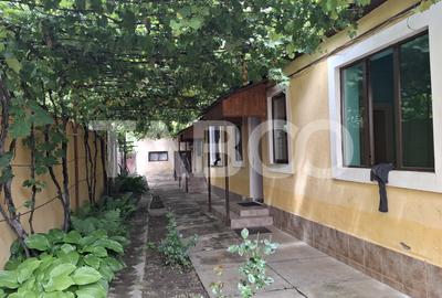 Casă individuală cu 3 camere decomandat în Turnișor