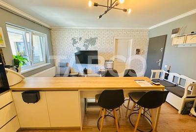 Apartament 3 camere de vanzare 64 mp utili zona Vivo/Razoare - 2