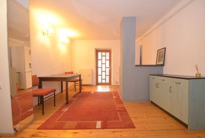 Apartament cu 2 camere decomandat - 1