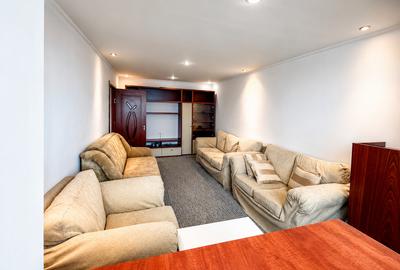 Apartament Nicolae Titulescu vedere panoramica spate  langa metrou si  magazine - 14