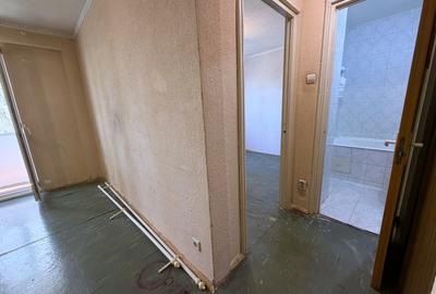 2 camere – etaj 2 – bloc reabilitat – IDEAL INVESTITIE / renovare | Str. Luica - 8