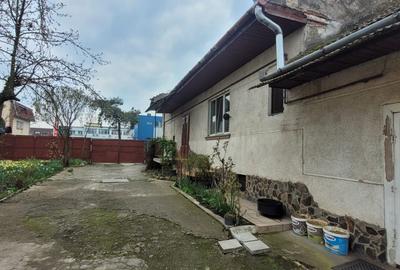 De inchiriat casa pentru servicii sau locuit-str. Gh. Doja - 7