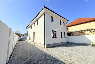 Casa individuala la cheie cu 4 camere 145 mp utili 644 mp teren - 11