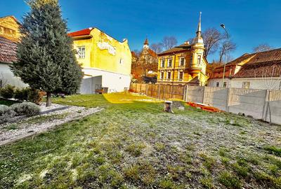 Apartament cu 2 camere decomandat, mobilat în Centrul Istoric