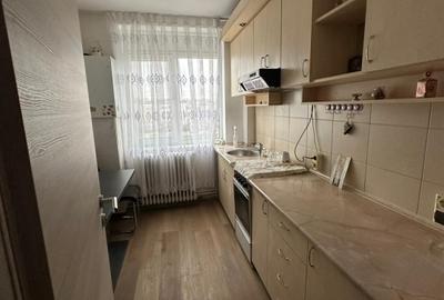 Apartament cu 2 camere - zona  Podu de Piatra - 2