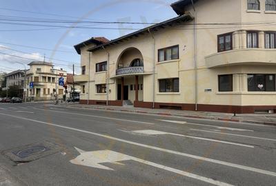Spațiu birouri / locuință – 181 mp utili, etaj + mansardă în vilă, Centru Piteșt - 3