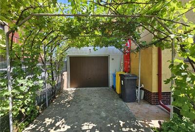 Vila lux 5 camere cu gradina superba centru Domnesti - 4