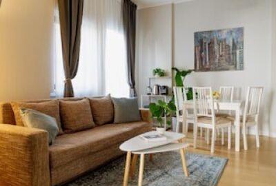 Apartament cu 2 camere semidecomandat, mobilat în Cișmigiu