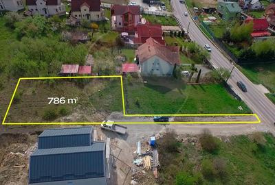 Teren cu autorizatie de constructie la intrare in Chinteni, Comision 0 - 3