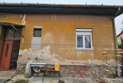 Ap în casă cu 2 ap, curte comună și grădină, C Bogdăneștilor, comision 0% - 20