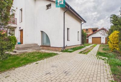 Vilă modernă 5 camere Mosnița Nouă - 1