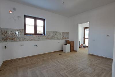 CASA 4 CAMERE CU SUPRAFATA GENEROASA IN  STIL NEOROMANESC - 33