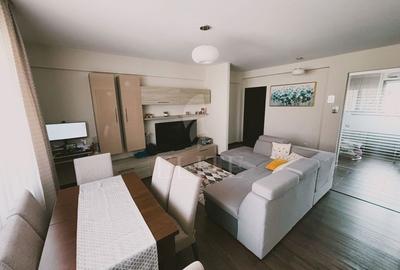 Apartament cu 3 camere decomandat, mobilat în Zorilor