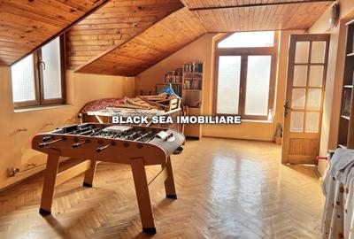 Vila 7 camere D+P+1+M - 2 Garaje - 50m de plaja - Zona centrala - 18