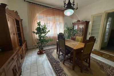 De vânzare  casǎ 5 camere și acces auto Ultracentral - 3