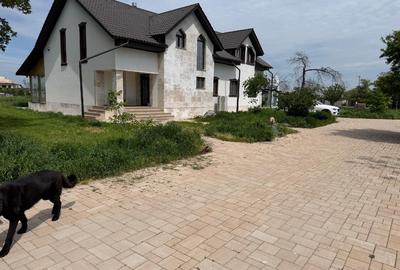 Casa P+M 3 dormitoare + Living 40 MP si 2 bai - 1