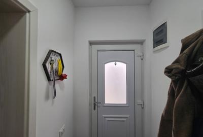 Duplex pe parter, între Moșnița Nouă și Urseni, cu 2 băi, 2 terase, comision 0% - 2