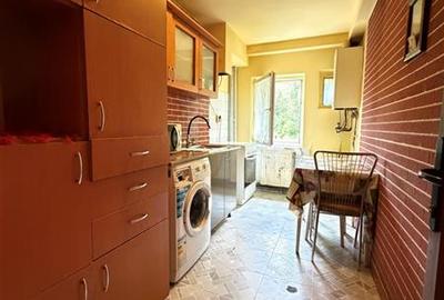 Vanzare apartament 2 camere decomandat, etaj 1, intrare Racadau - 11