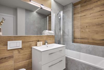 REA1029617 COMISION 0 l Apartament 2 camere l Promenada l Metrou l - 5