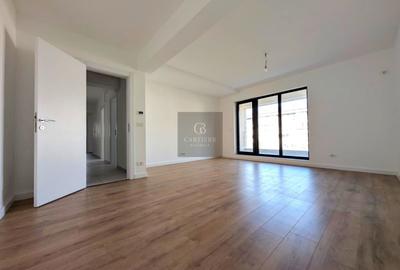Apartament cu 3 camere decomandat în Theodor Pallady