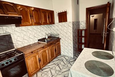 Bulevardul Unirii intersectie Strada Traian - 3 camere mobilat elegant - 7