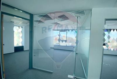 Spațiu comercial / spatii de birouri de închiriat Central - 10