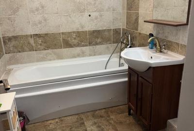 APARTAMENT 2 CAMERE, METROU GORJULUI - 14