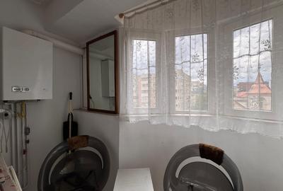 Garsoniera de inchiriat str. Toamnei, zona int. cu str. Harmanului - 8