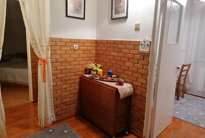Apartament 2 camere - Zona Nicolina - 449 Euro - 12
